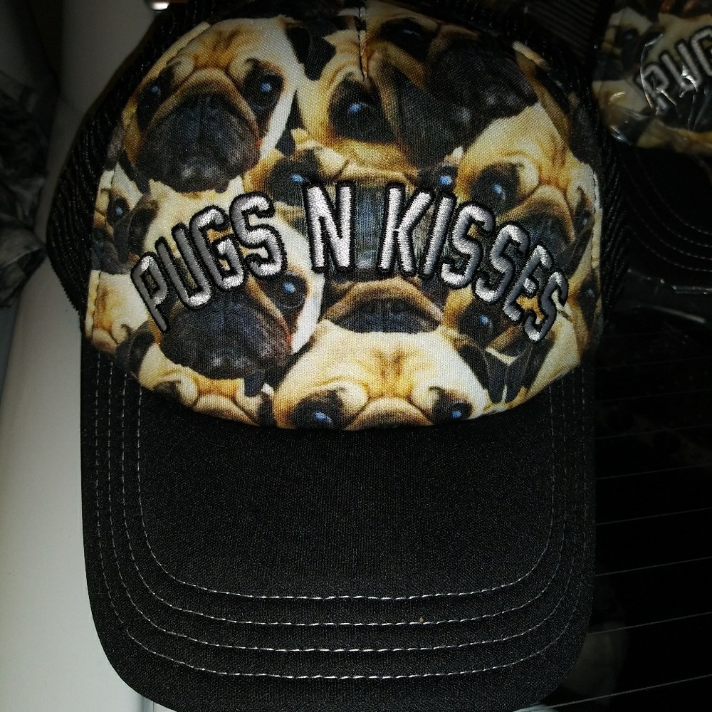 Pugs&Kisses Hat